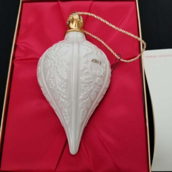 Lenox Other - 1983 Lenox China Christmas Ornament Second Limited Edition 24k gold porcelain